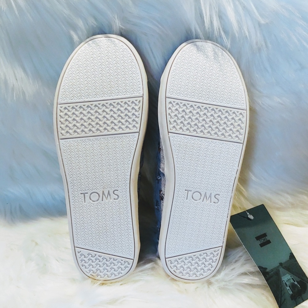 Toms Slip-On Vegan Alpargata Shoes - Picture 6 of 8